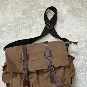 Kenox messenger bag top